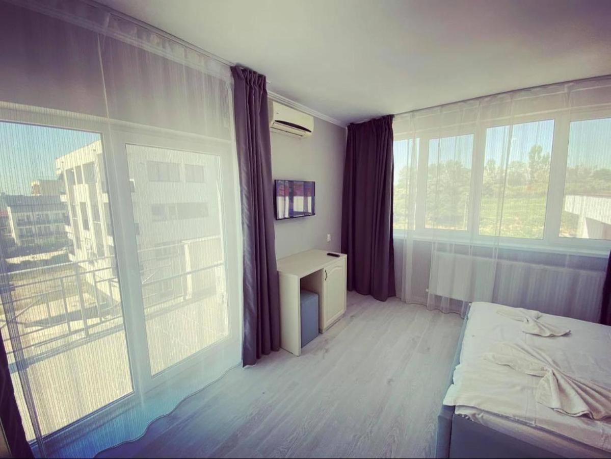 Hotel Mamaia Nord Năvodari Екстериор снимка